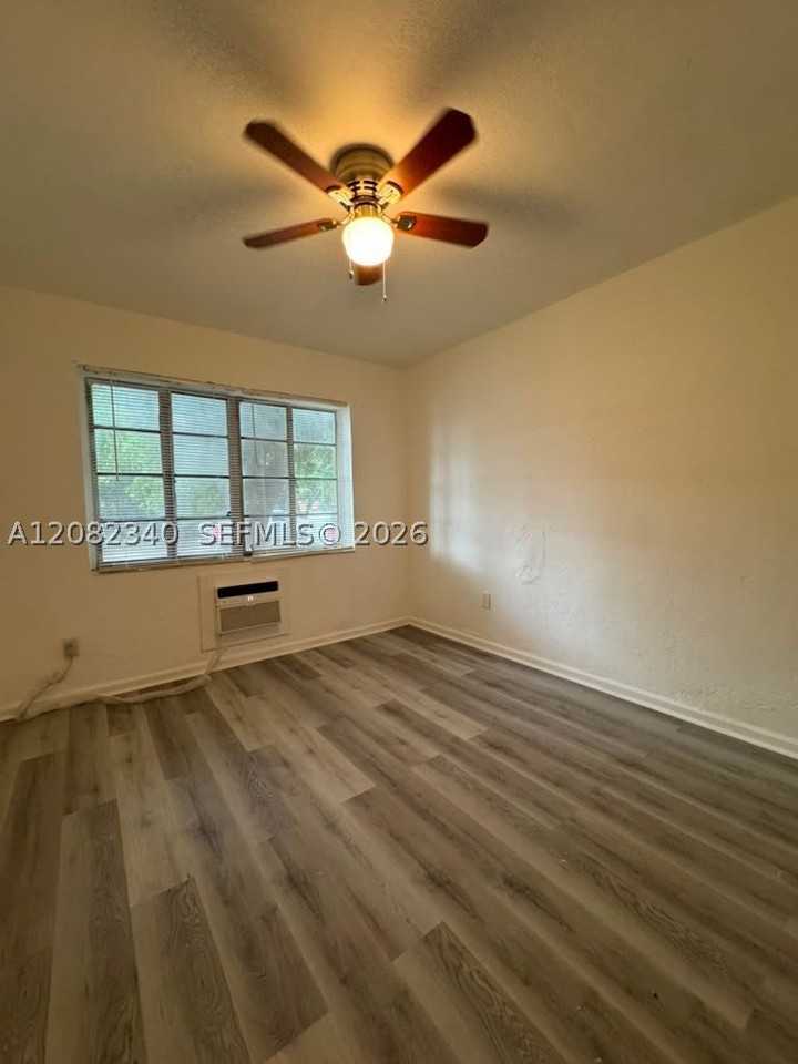 1400 Nw 95th St #1450 - Photo 6 of 10