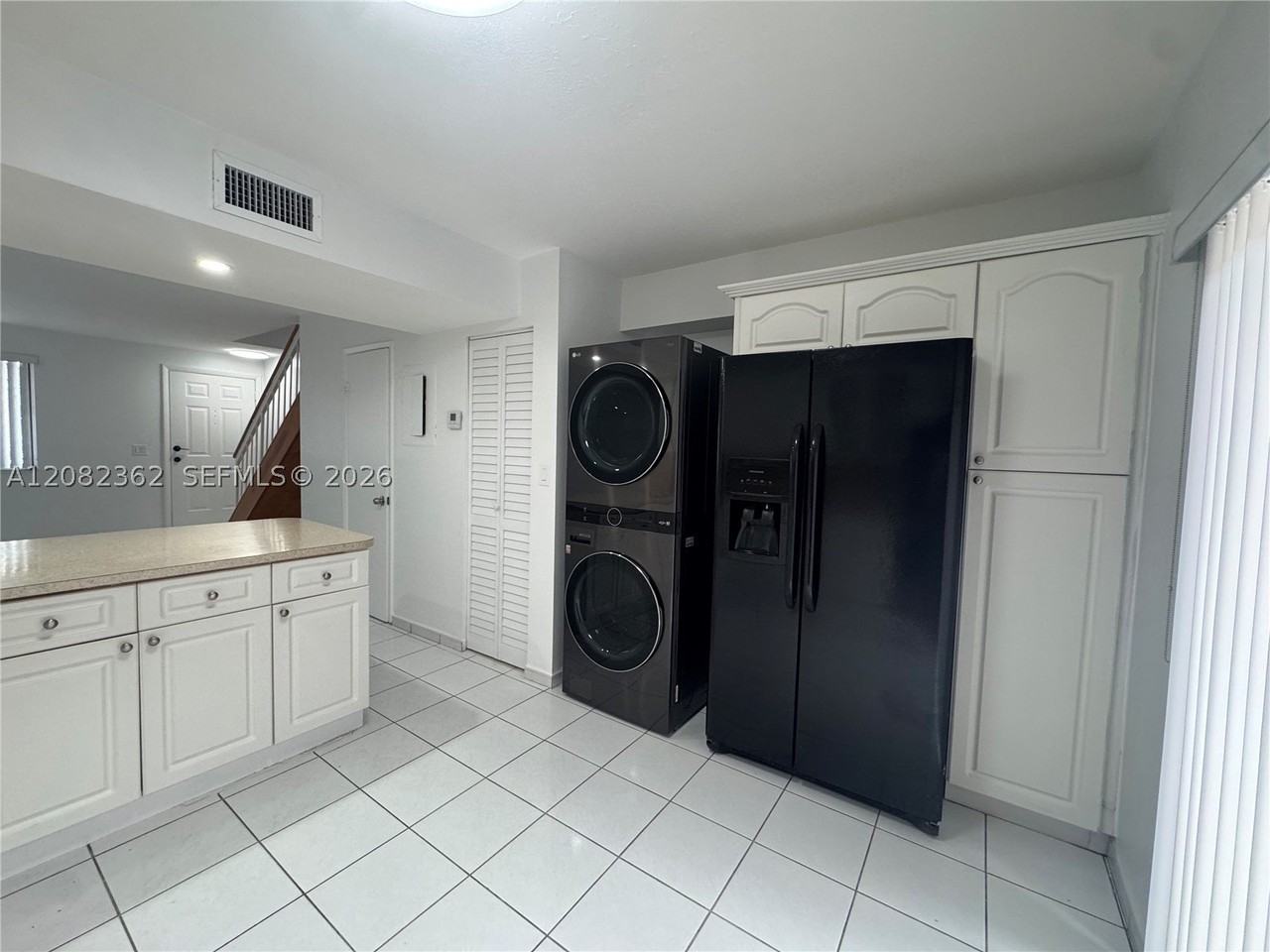 1907 Sw 107th Ave #807 - Photo 3 of 13