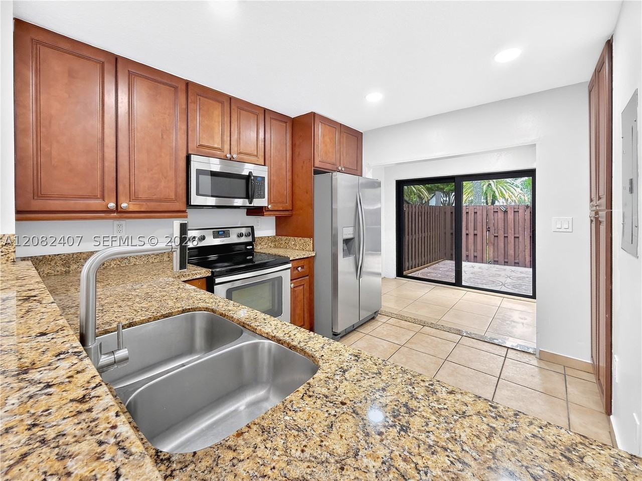 10505 Sw 153rd Ct #6 - Photo 5 of 18