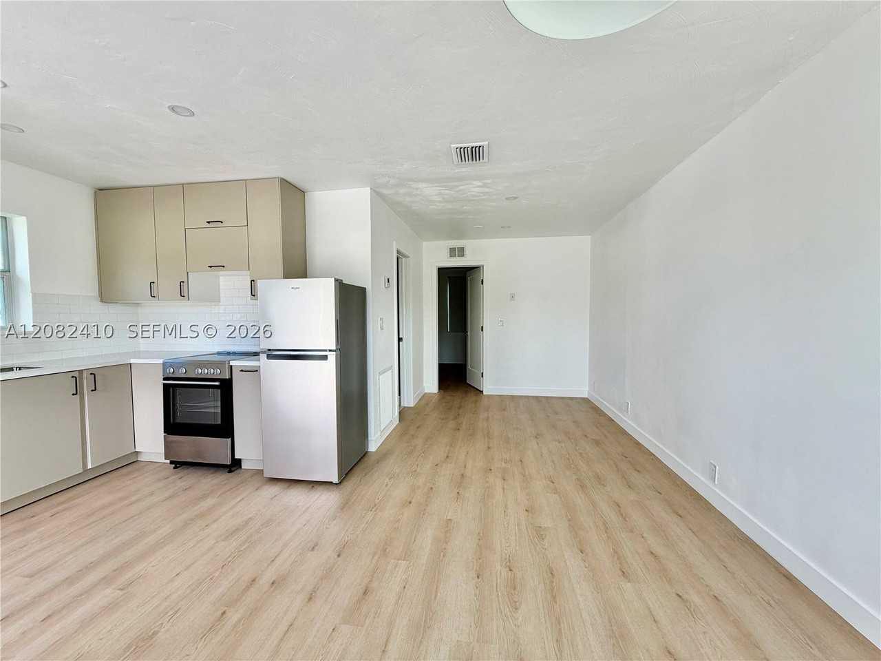 101 Sw 4th Ave #0 - Photo 5 of 11