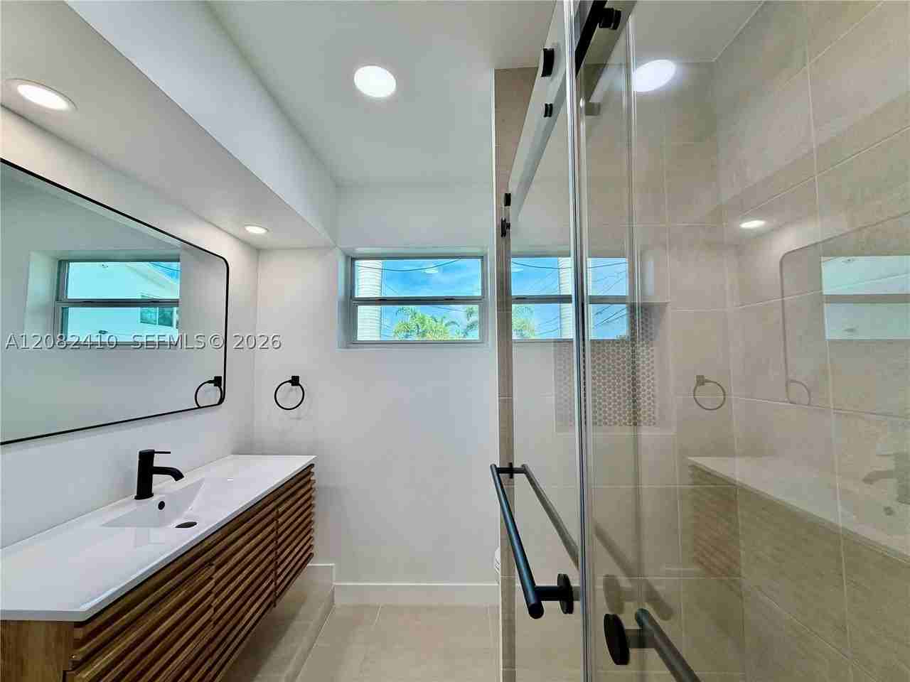 101 Sw 4th Ave #0 - Photo 6 of 11