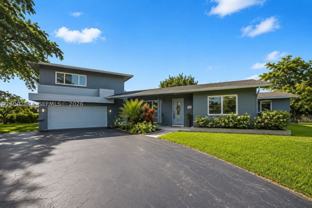 6700 E Tropical Way - Photo 1 of 1