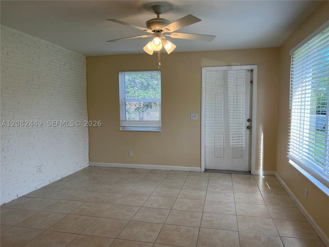 6241 Sw 38th Ct - Photo 3 of 8