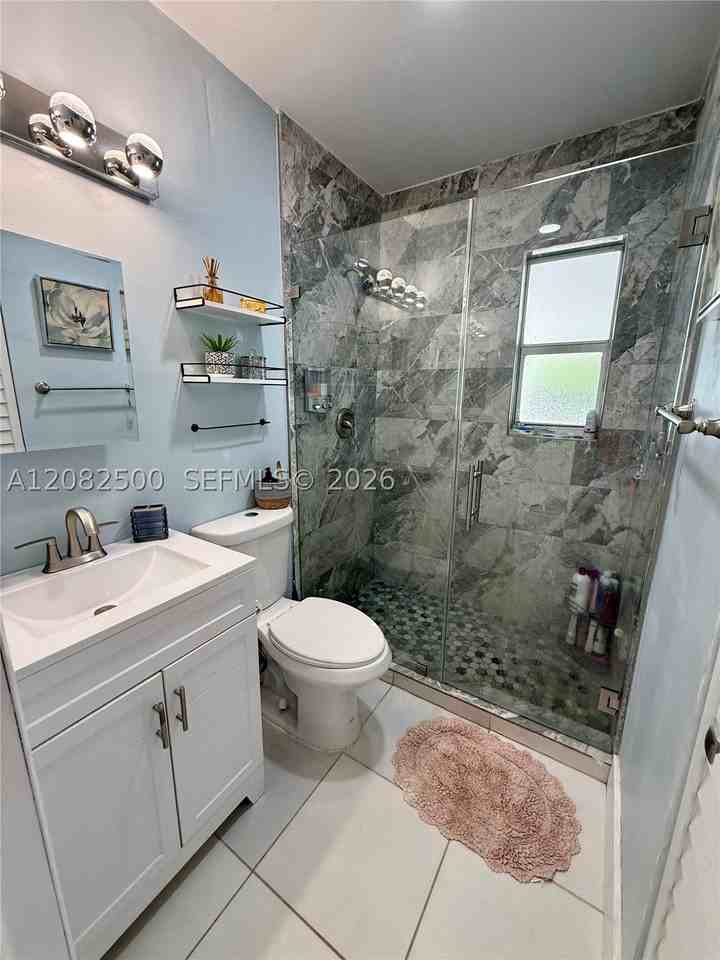 12801 Westview Dr - Photo 5 of 5