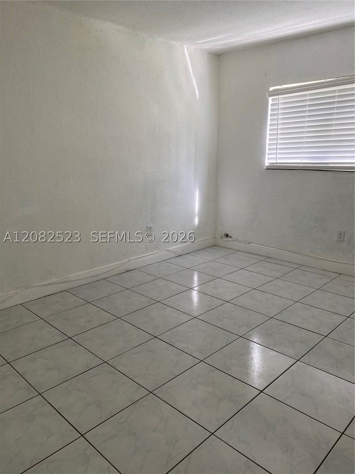 3903 Sw 78th Ct #103 - Photo 3 of 32