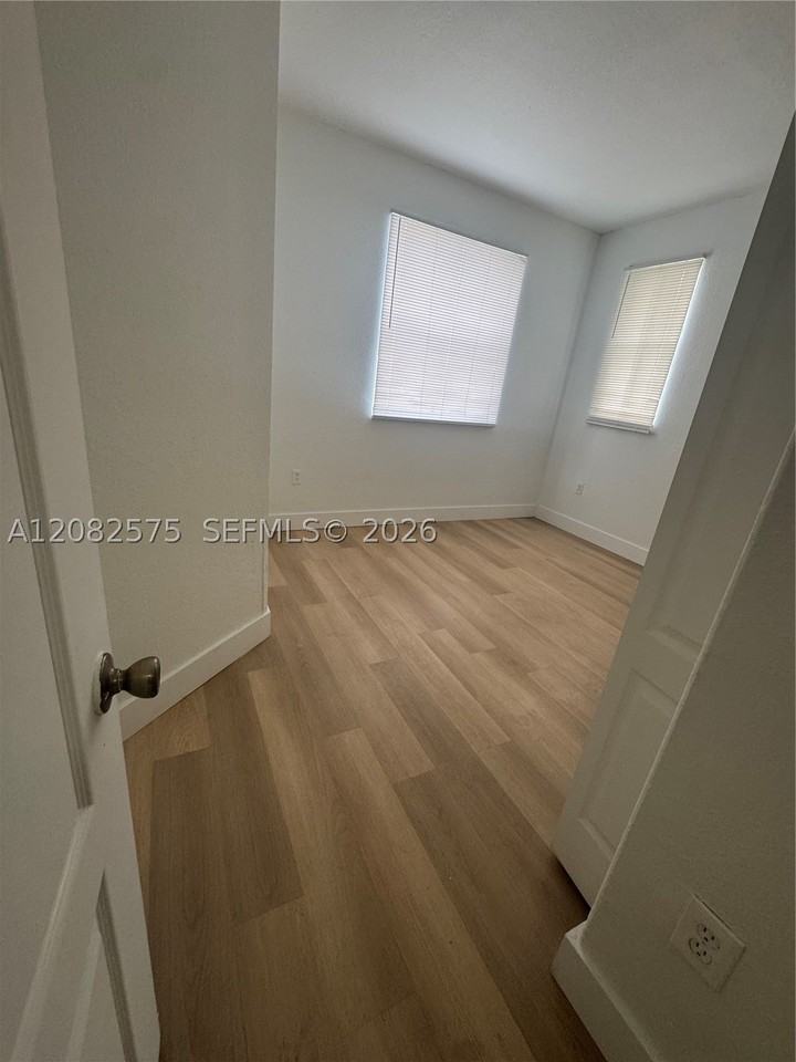 1666 Se 27th Ct #109 - Photo 2 of 7