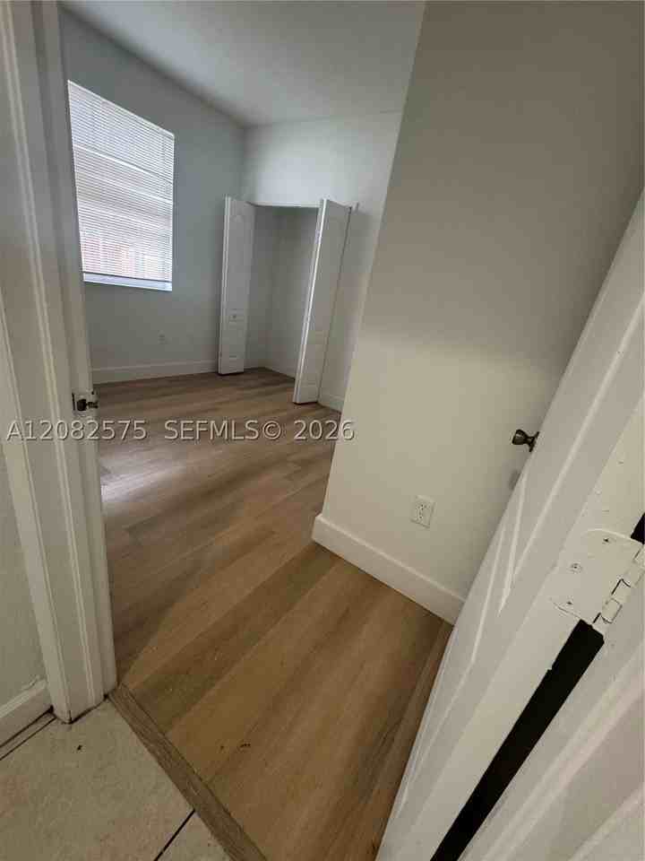 1666 Se 27th Ct #109 - Photo 4 of 7