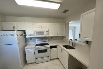 4720 Nw 114th Ave #204 - Photo 6 of 16