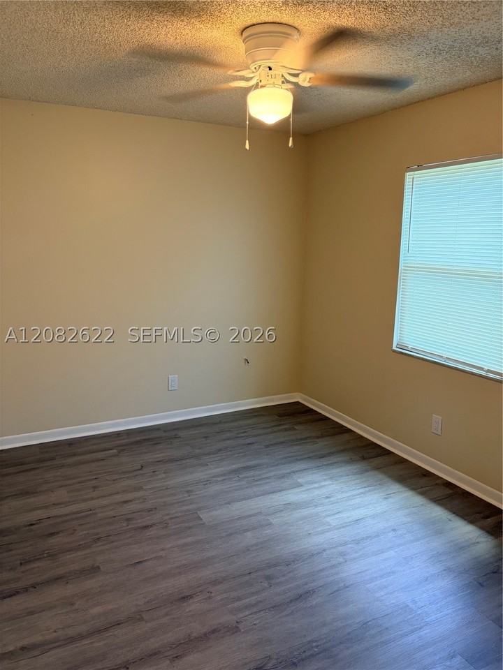 7665 Chase Rd #6 - Photo 7 of 11
