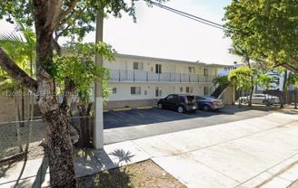 500 Nw 35th St #5 - Photo 1 of 1