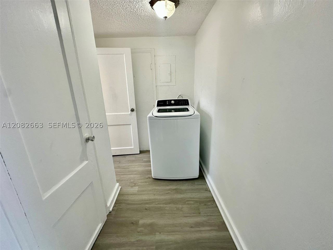 2306 Nw Flagler Ter #1 - Photo 3 of 14