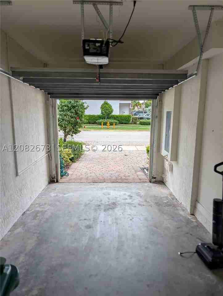 25172 Sw 115th Ave - Photo 2 of 25