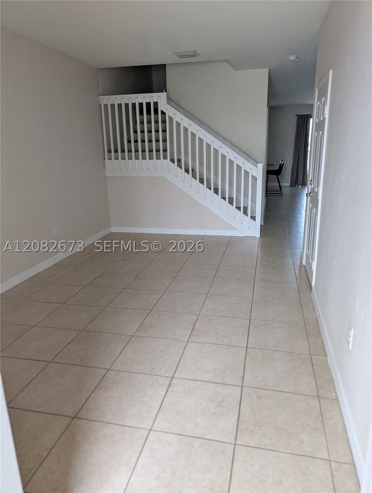25172 Sw 115th Ave - Photo 3 of 25