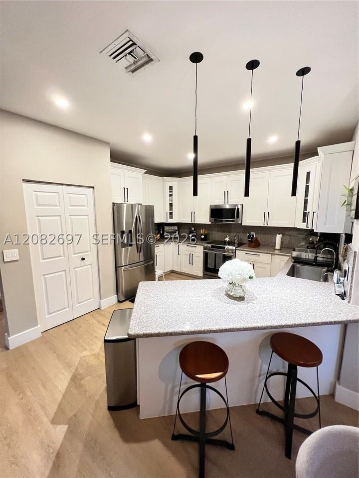 15628 Sw 16th St #0 - Photo 6 of 45