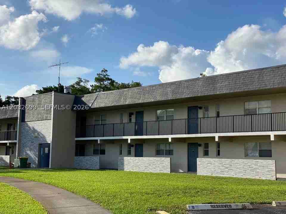7831 Colony Cir N #206 - Photo 3 of 30