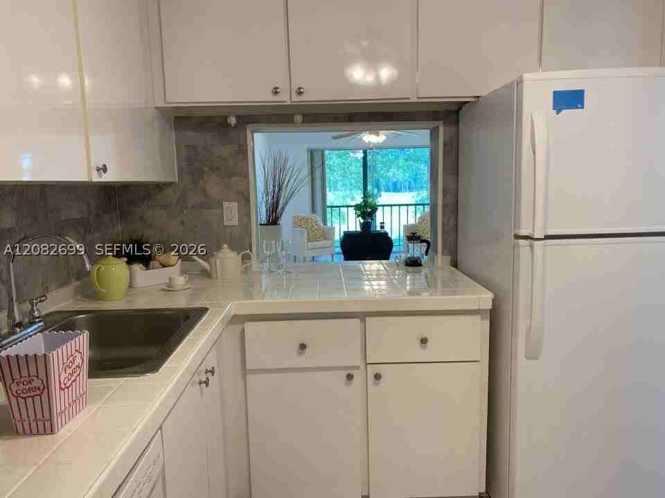 7831 Colony Cir N #206 - Photo 6 of 30