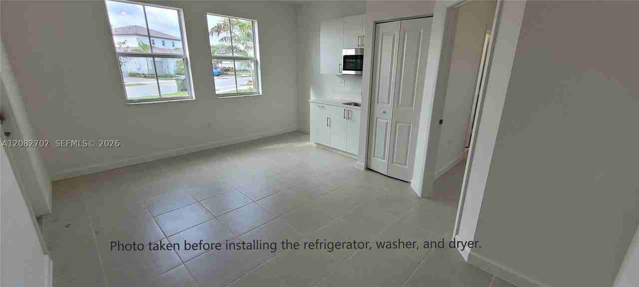 2355 Se 24th Ct #A - Photo 5 of 7