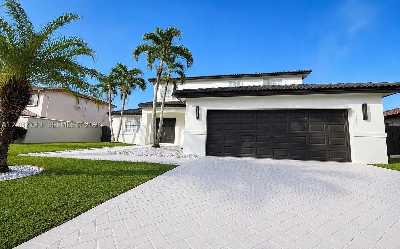 14303 Sw 159th Pl - Photo 3 of 31