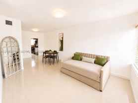 1027 94th St #4 - Photo 1 of 1