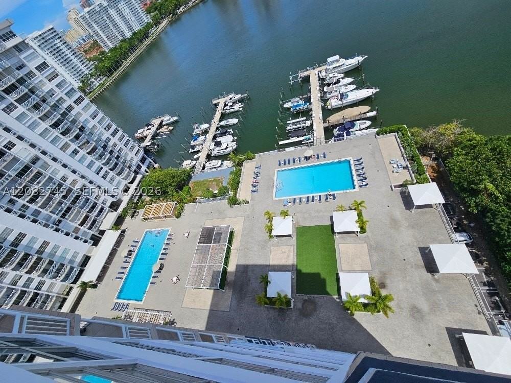 18041 Biscayne Blvd #1805 - Photo 4 of 28