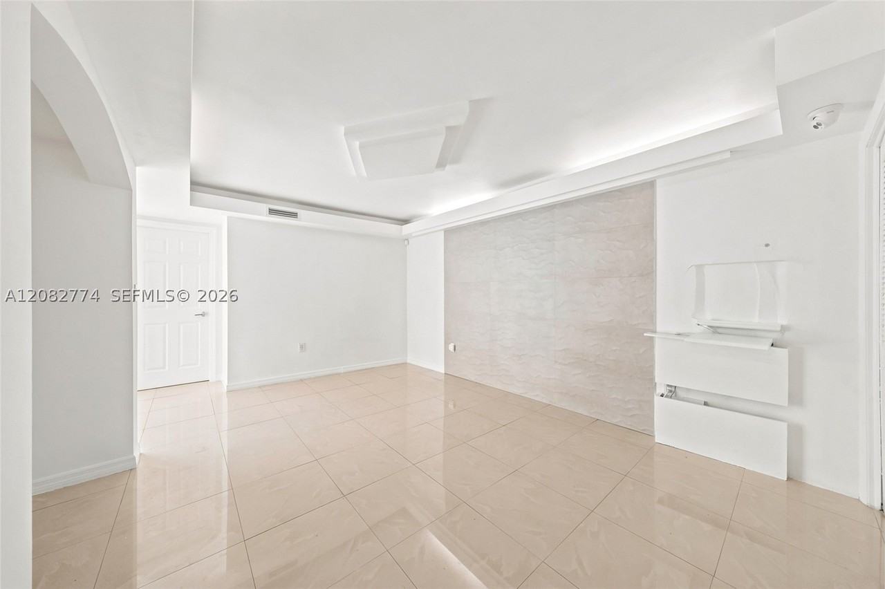9674 Fontainebleau Blvd #28 - Photo 5 of 47