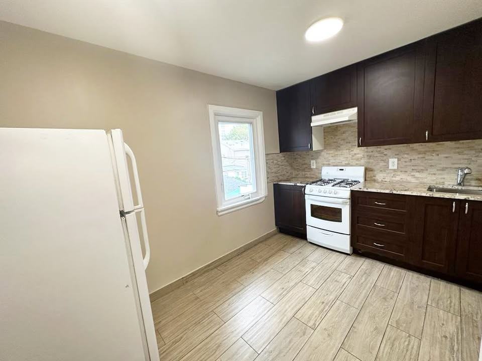 471 Old Weston Road - Photo 3 of 17