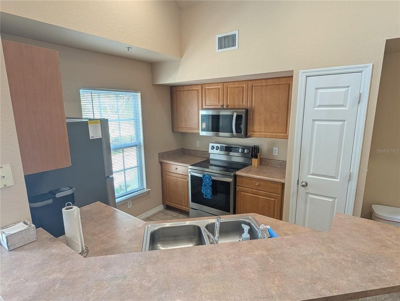 5641 Bidwell Pkwy #202 - Photo 7 of 30