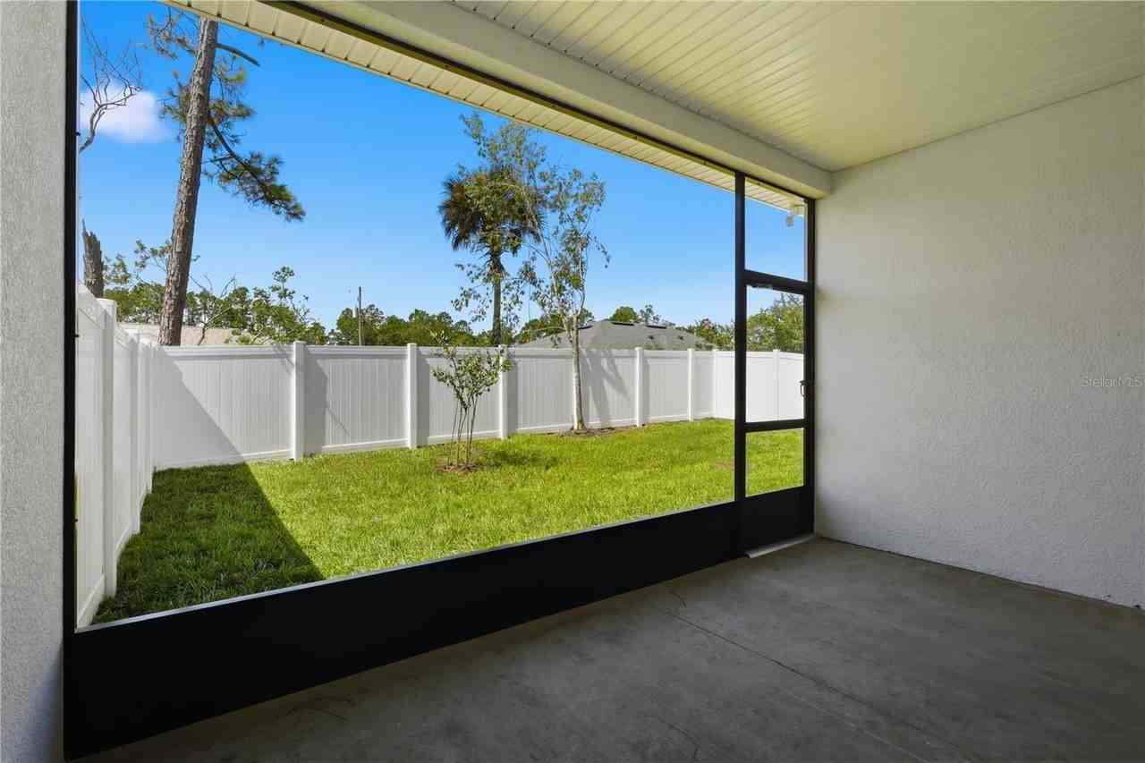 4 Slator Ct #A - Photo 3 of 18