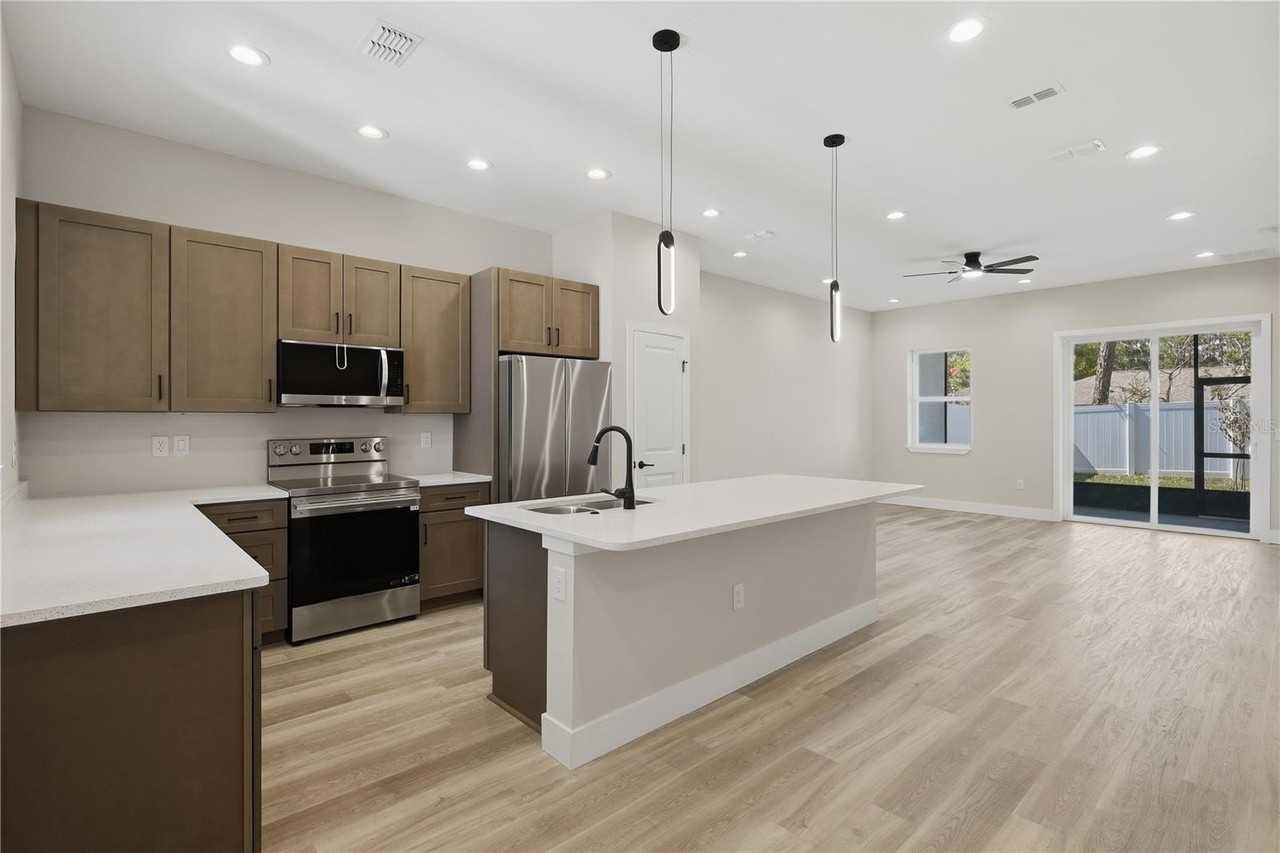 4 Slator Ct #A - Photo 5 of 18