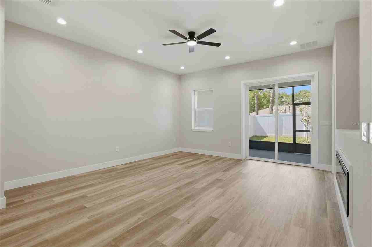 4 Slator Ct #A - Photo 7 of 18