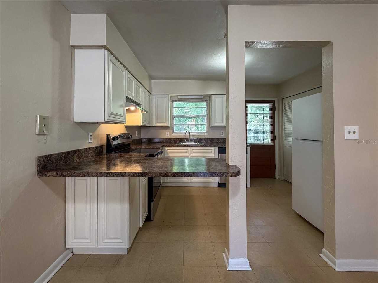 5620 Nw 23rd Ter #1 - Photo 5 of 27