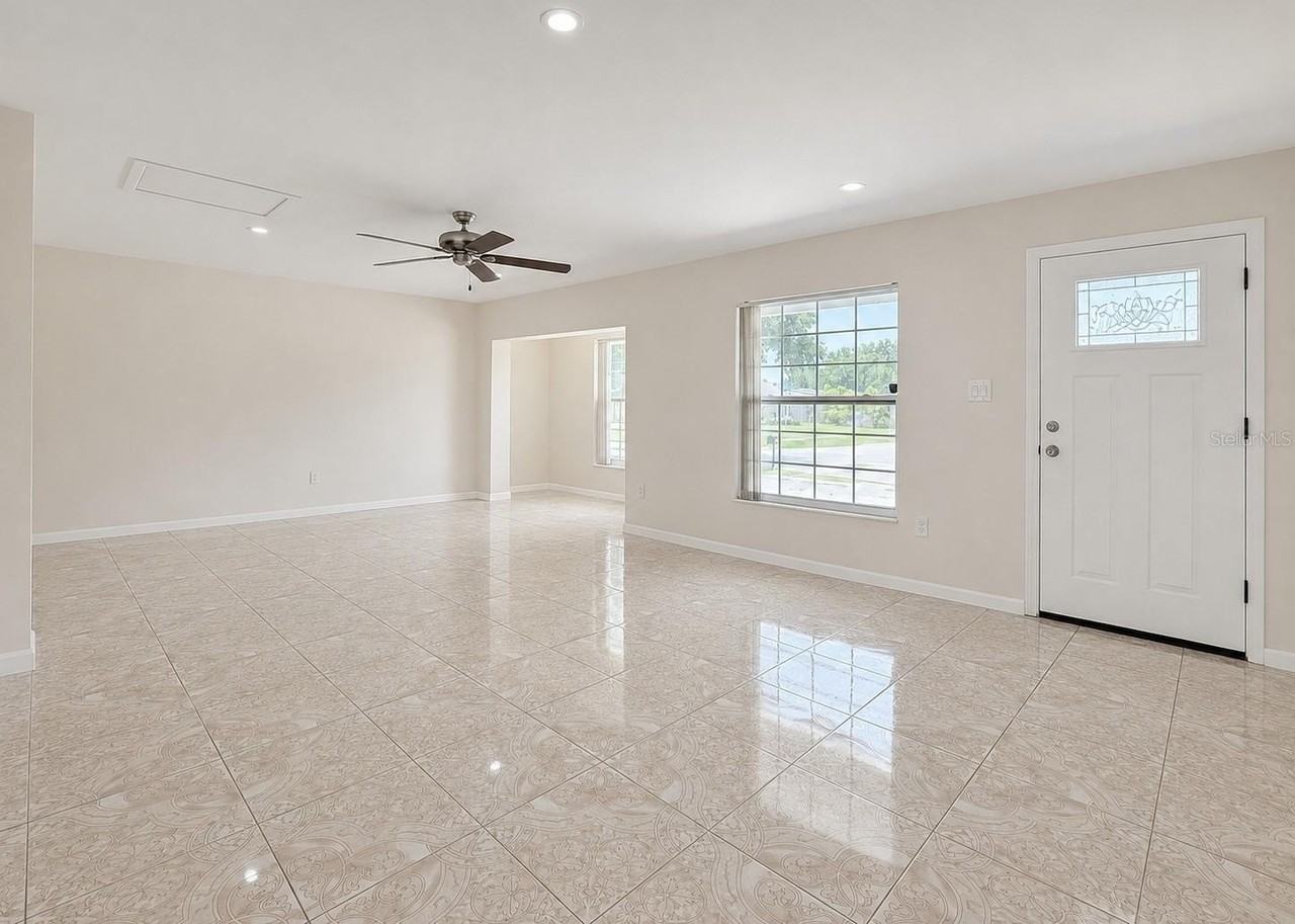 601 Catwood Dr - Photo 5 of 28
