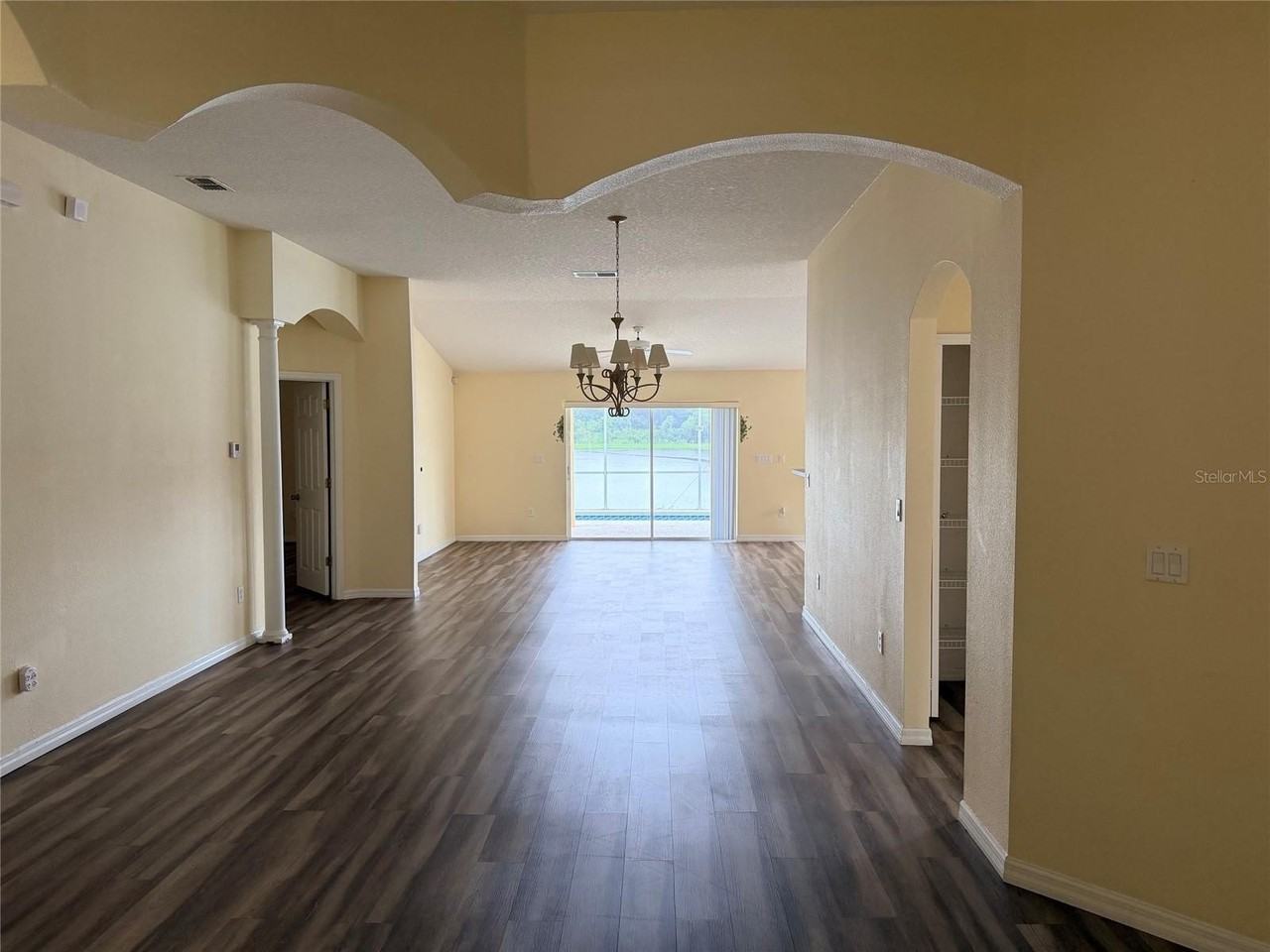 3137 Riachuelo Ln - Photo 7 of 49
