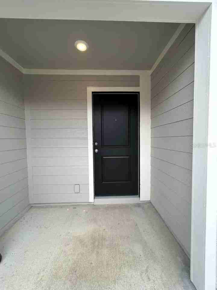 1553 Plank Pl - Photo 3 of 31