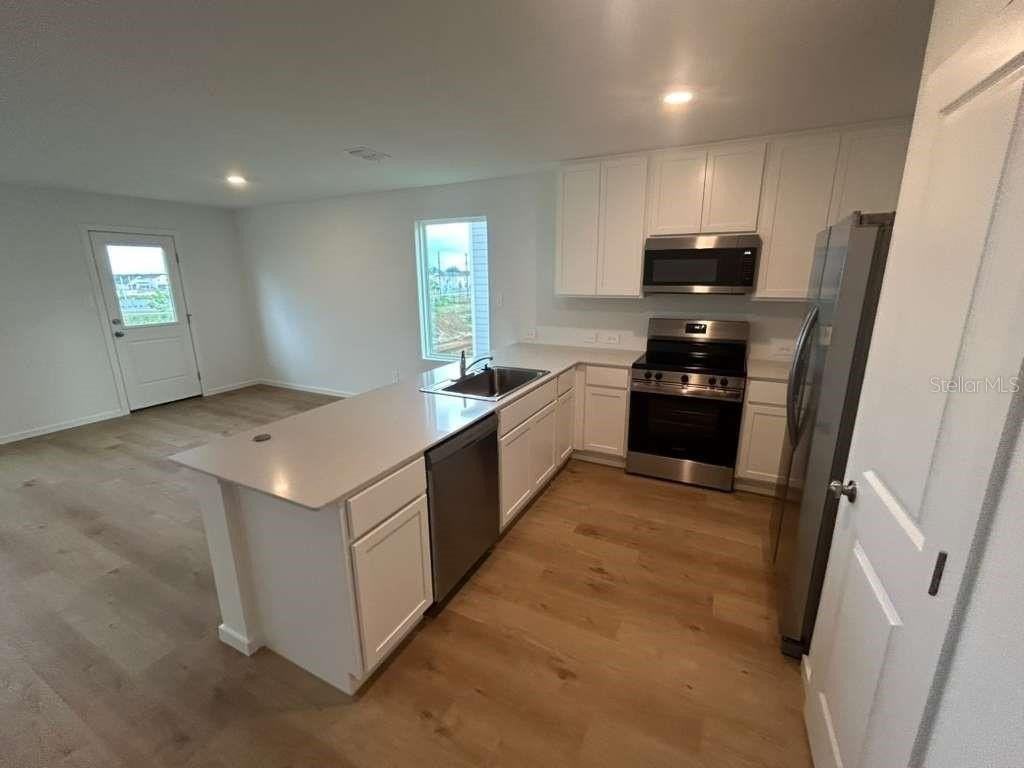 1553 Plank Pl - Photo 4 of 31