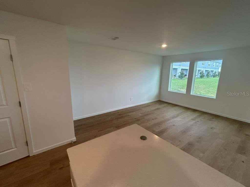 1553 Plank Pl - Photo 6 of 31