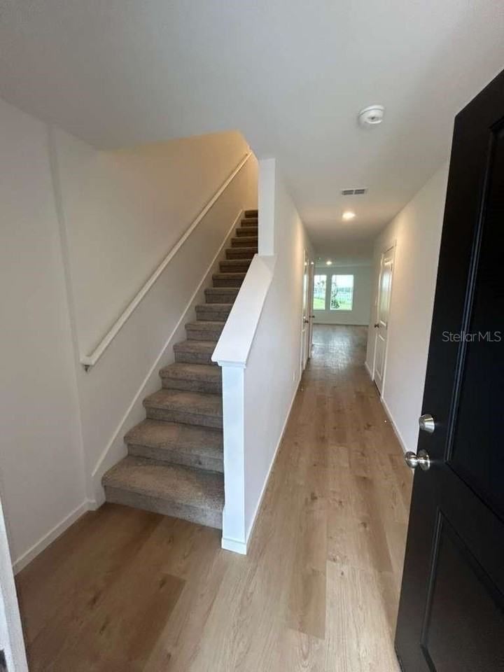 1553 Plank Pl - Photo 7 of 31