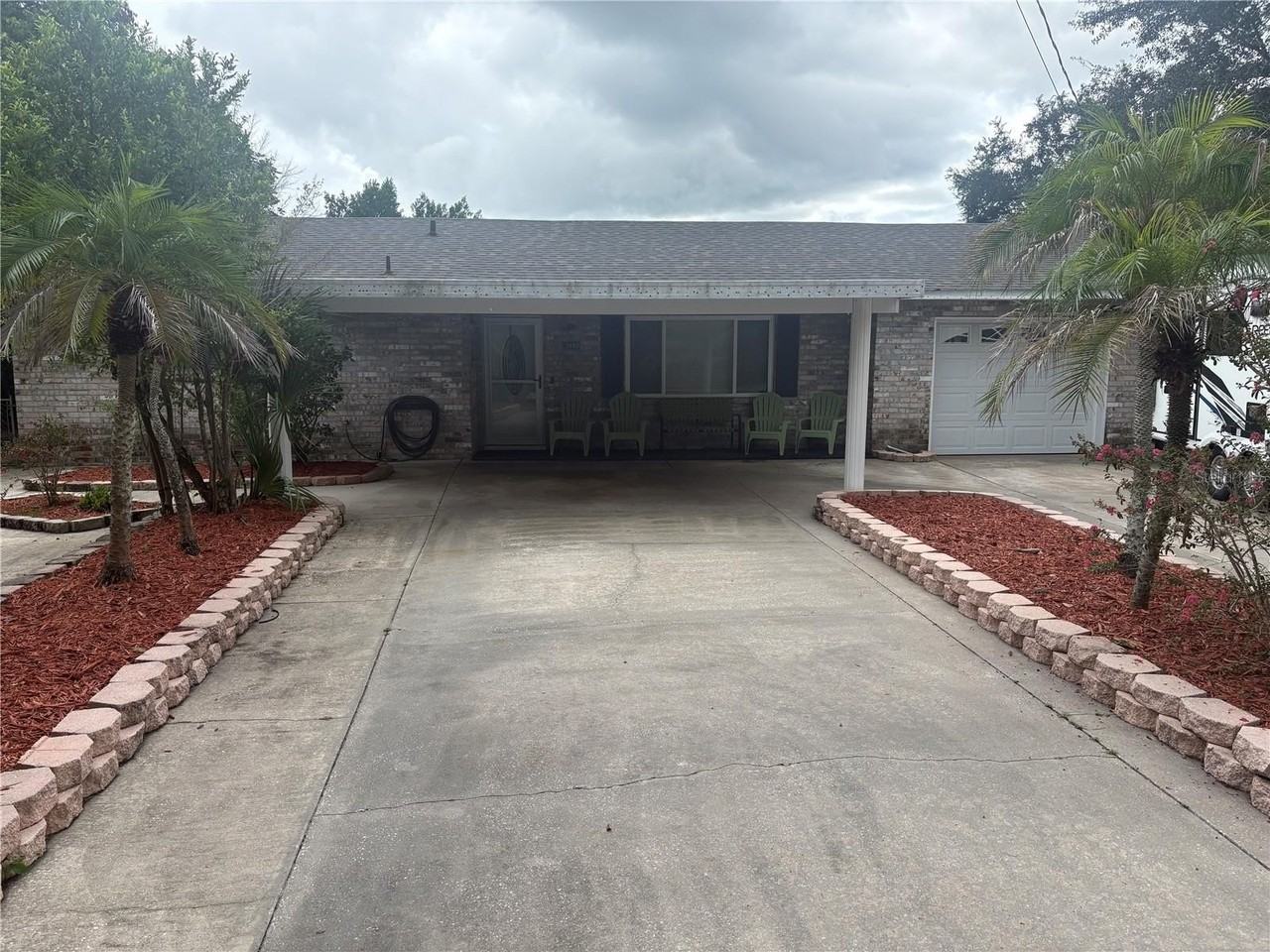 3690 Dale Ct - Photo 3 of 40