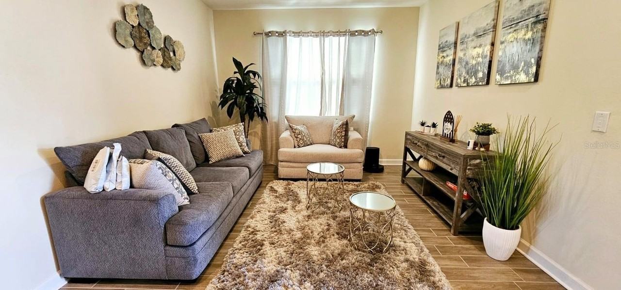 2424 Camden Park Ave - Photo 5 of 15