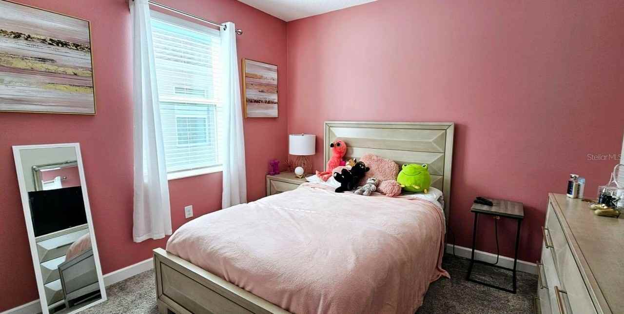 2424 Camden Park Ave - Photo 7 of 15