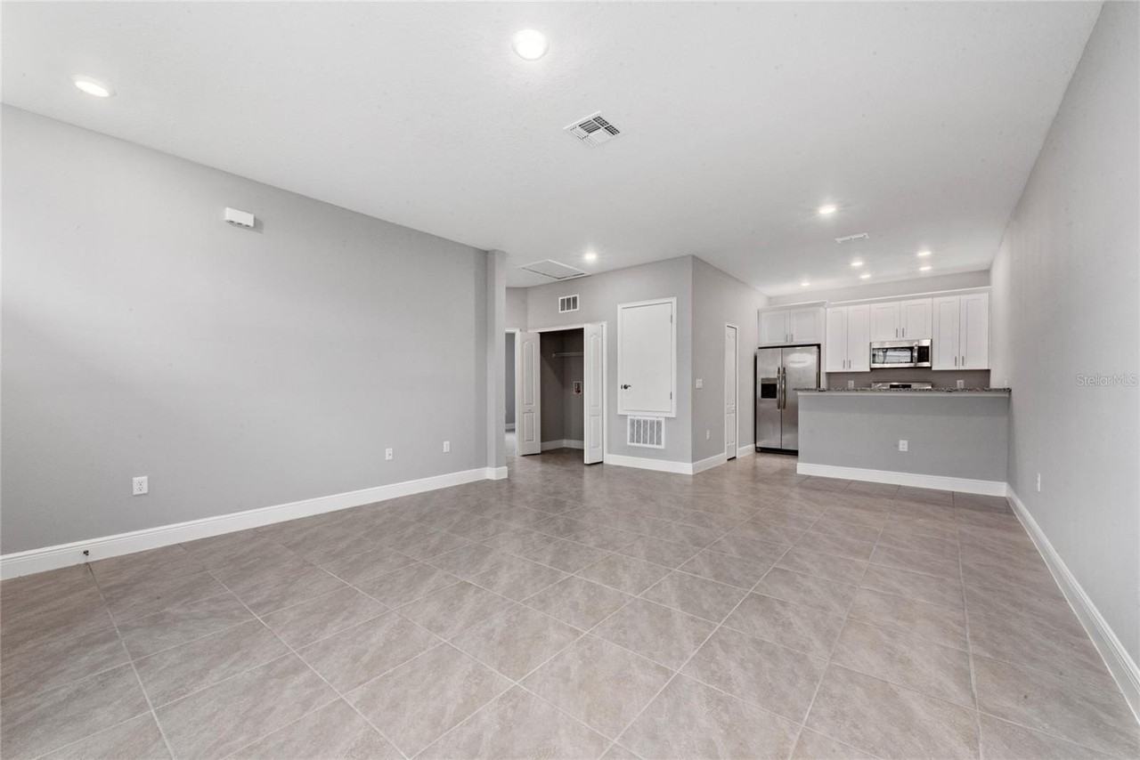 1626 Cumin Dr - Photo 5 of 12