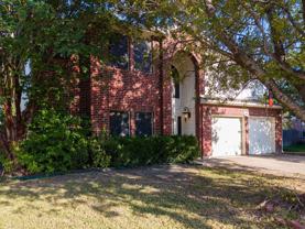 2416 Catawba Loop - Photo 1 of 1