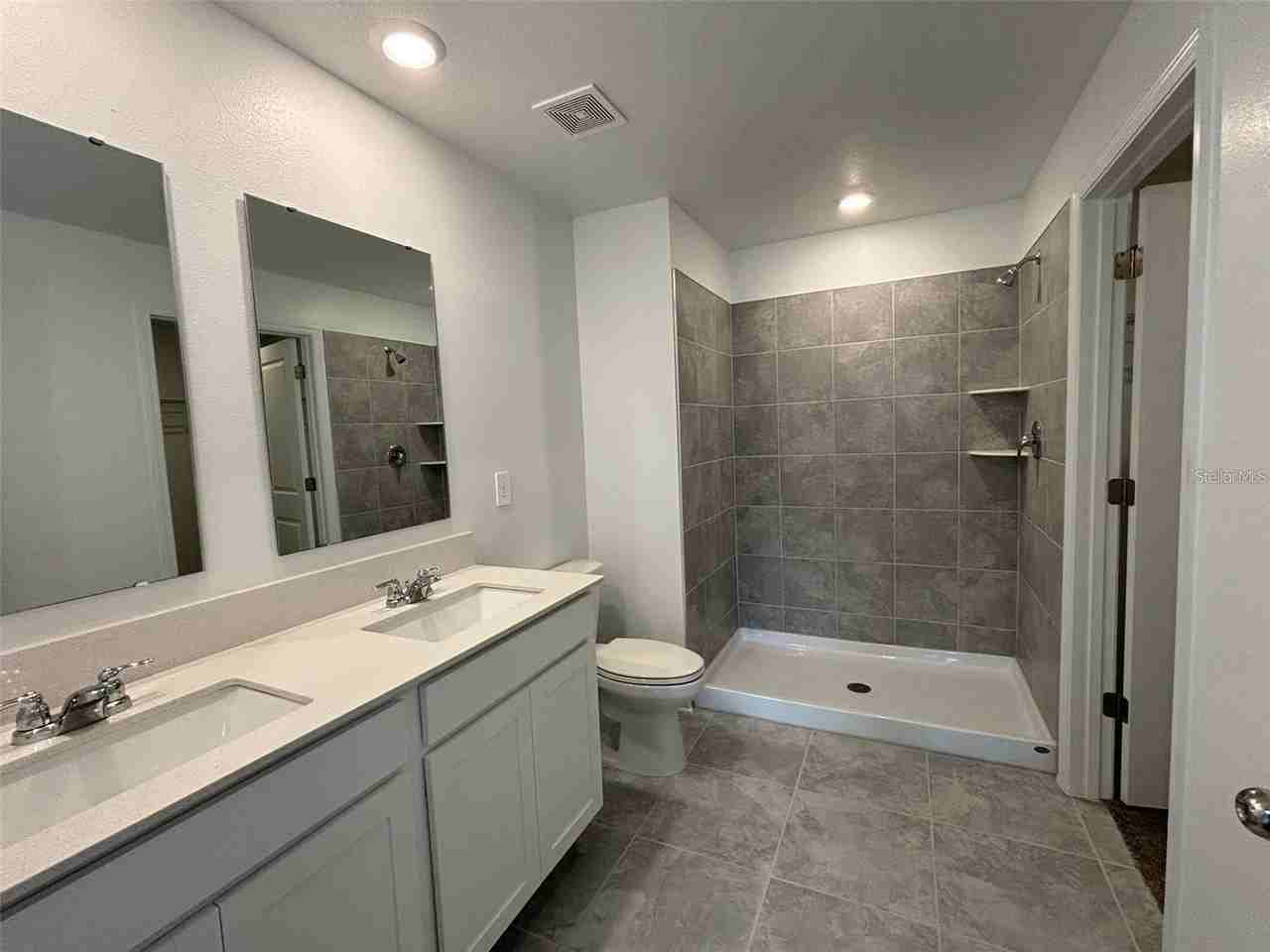828 Daring Dr - Photo 5 of 9