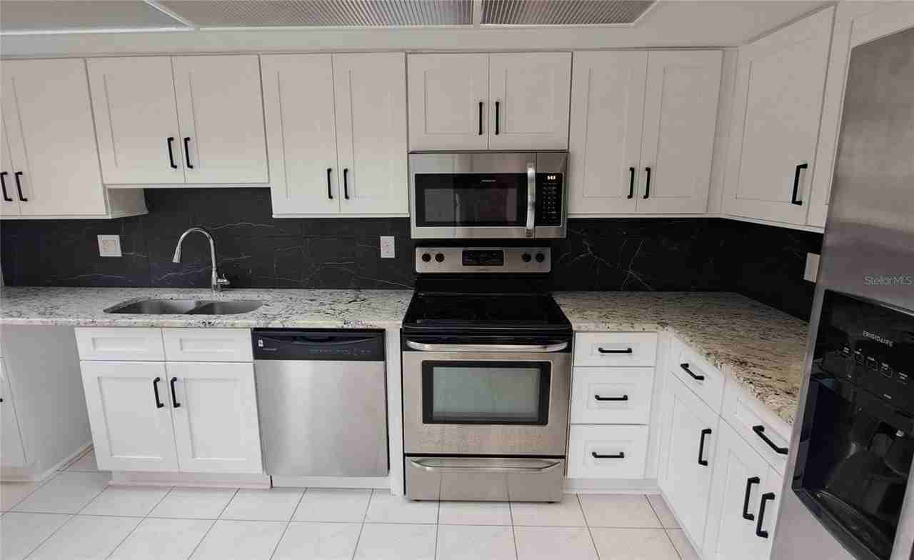60 Kay Ct - Photo 5 of 14