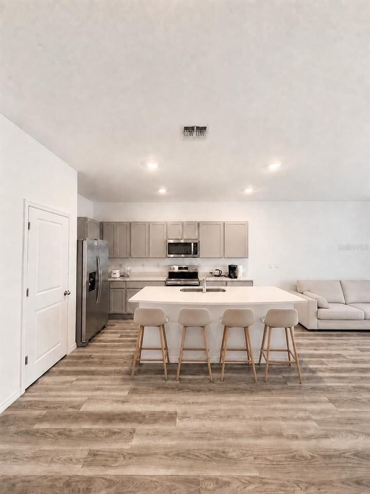 17269 Bigleaf Mahogany Ln - Photo 2 of 13