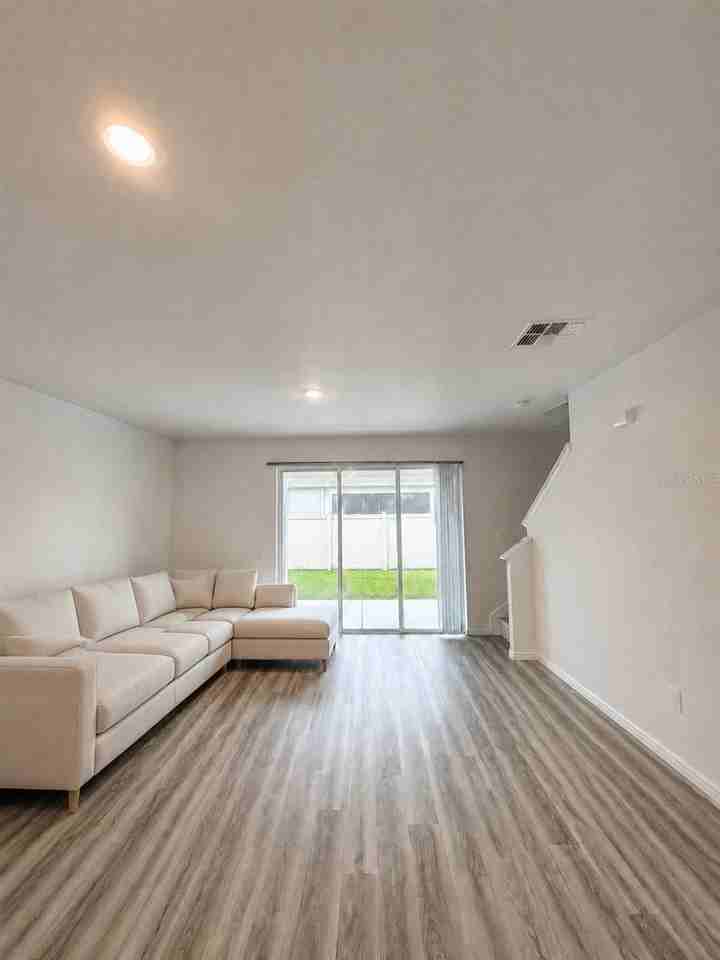 17269 Bigleaf Mahogany Ln - Photo 4 of 13