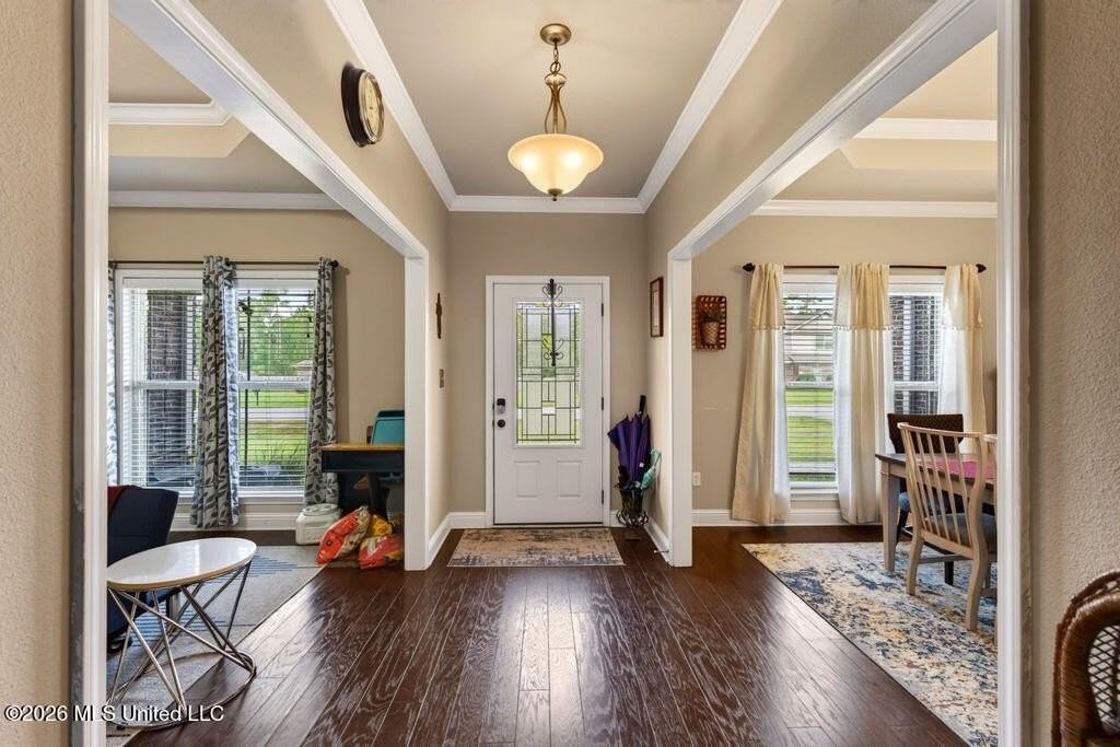 12112 Poplar Dr - Photo 6 of 48