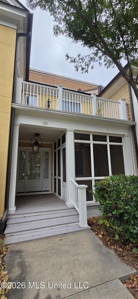 710 Manship St - Photo 3 of 50