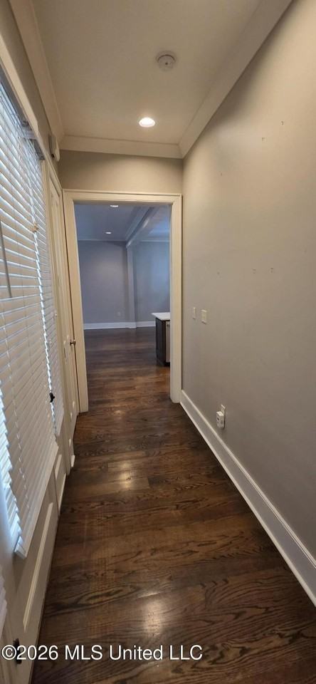 710 Manship St - Photo 5 of 50