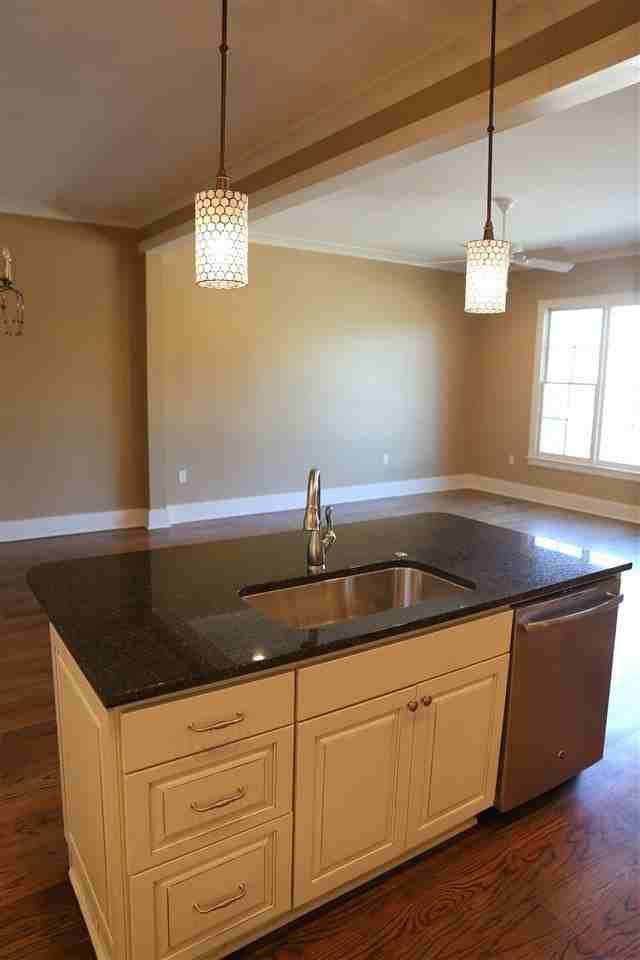 1201 North St - Photo 4 of 36